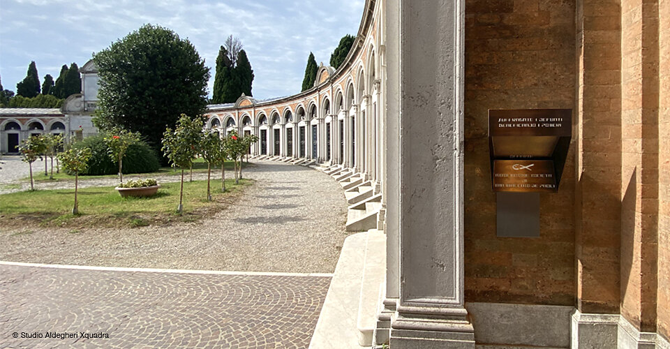 Cassetta per le offerte dell’Associazione benefica San Vincenzo de Paoli - Cimitero San Michele, Venezia